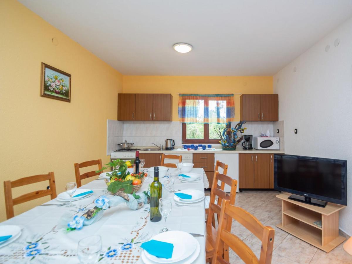 Holiday Home Kristina - Roj427 By Interhome Zminj Exterior photo